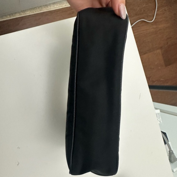 Prada Nylon Re-Edition 2025 Shoulder Bag Black - Like New! - Picture 12 of 12